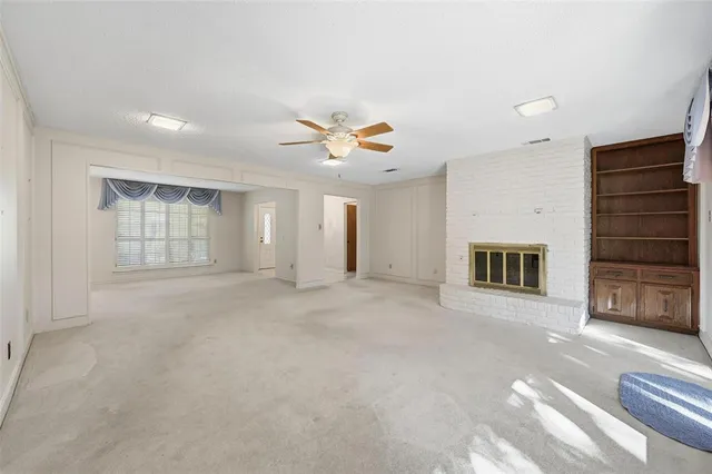 $370,000 | 904 Shelley Drive, Arlington, TX 76012