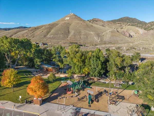 $499,999 | 204 North F Street, Unit 206, Salida, CO 81201