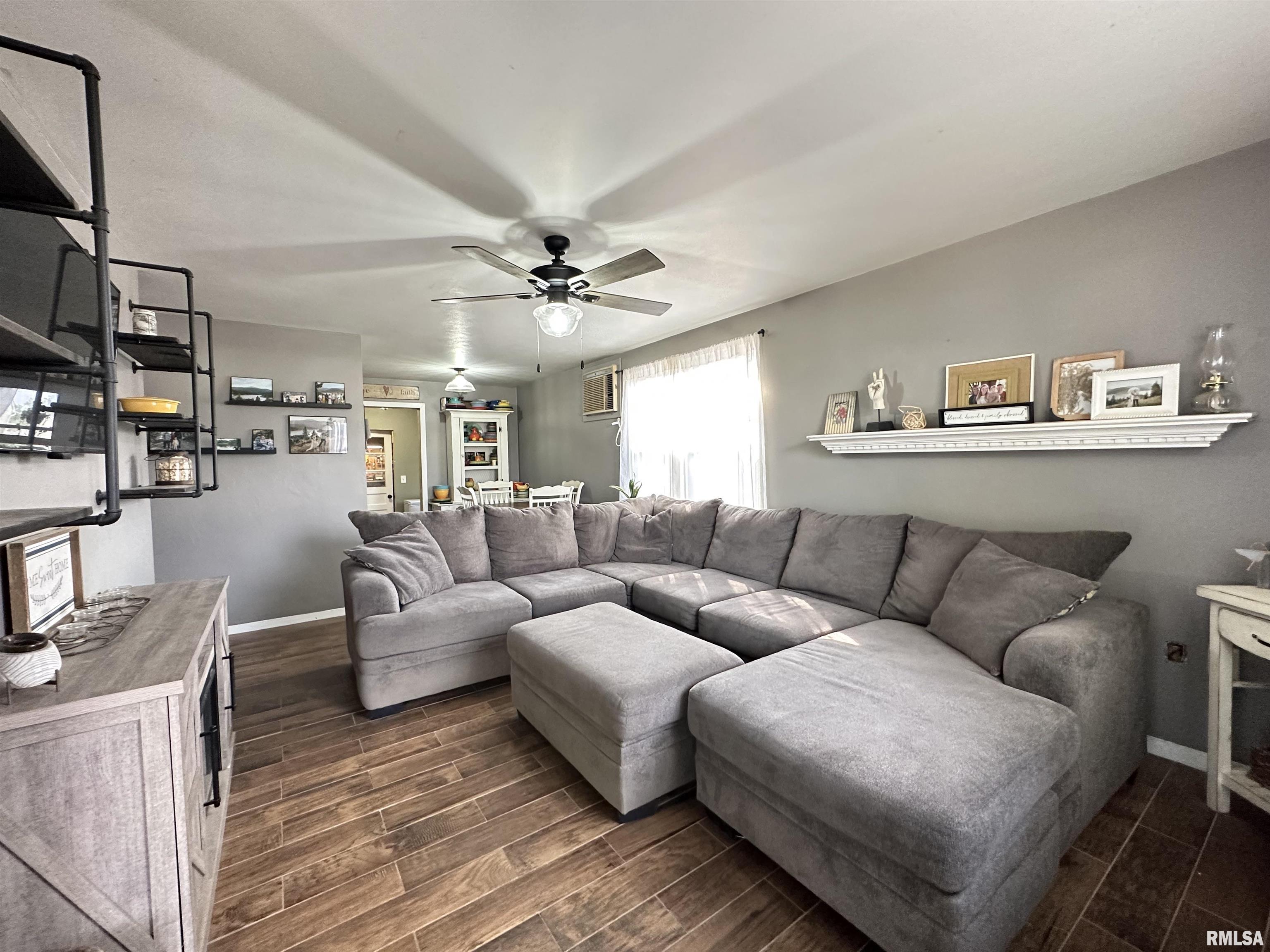 118 Cahokia Road Marquette Heights, IL 61554 - Photo 4 of 45 Gallery Image 4