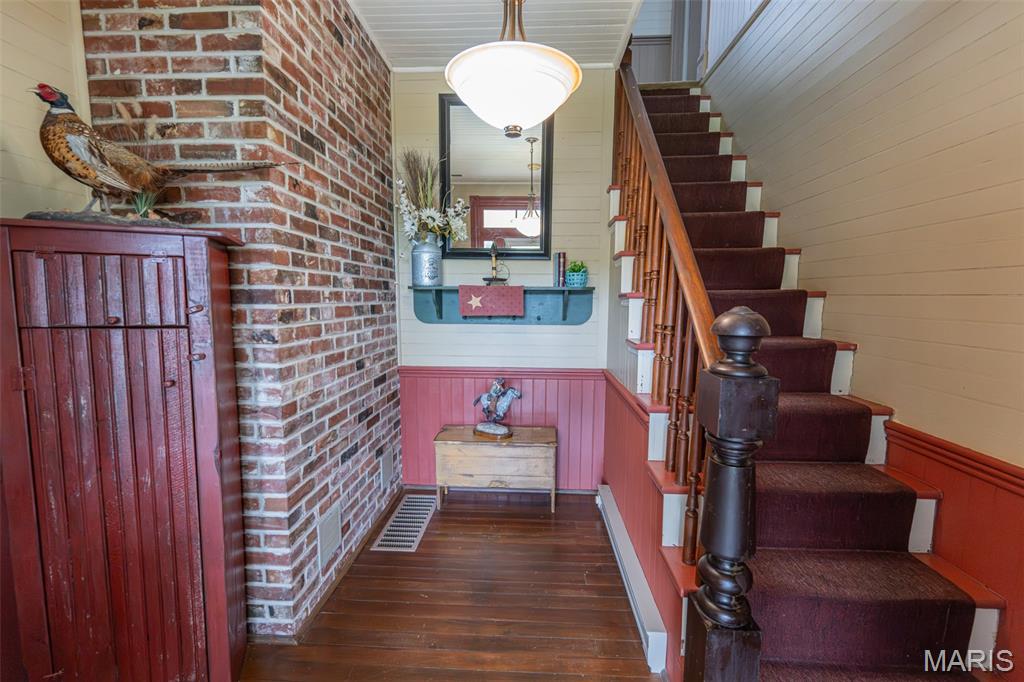 31953 Case Road Hermann, MO 65041 - Photo 17 of 39
