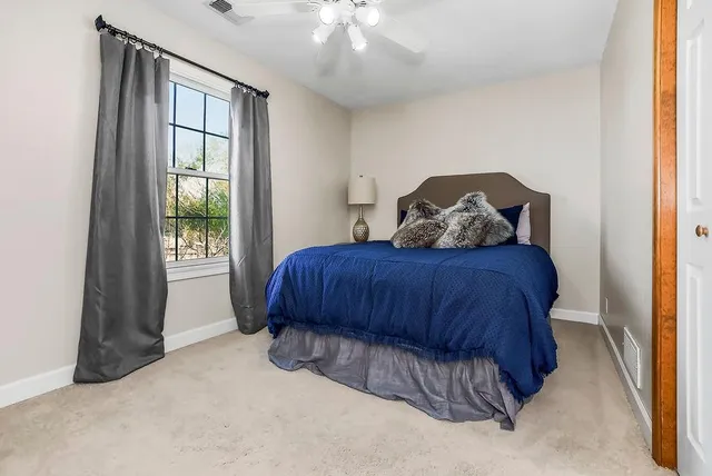 $449,900 | 440 West Skylark Circle, Gardner, KS 66030