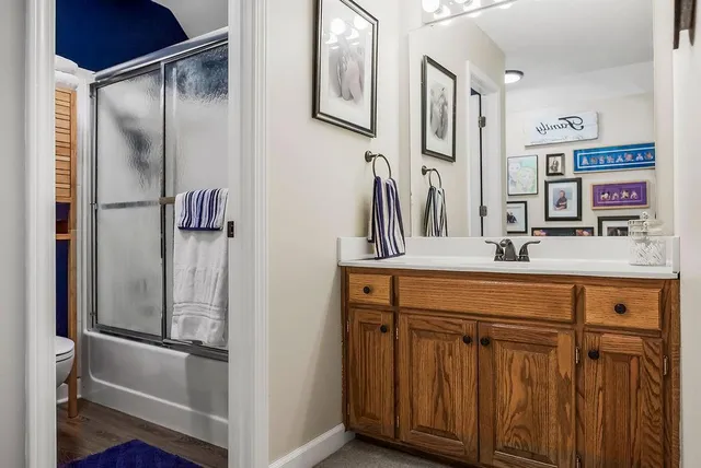 $449,900 | 440 West Skylark Circle, Gardner, KS 66030