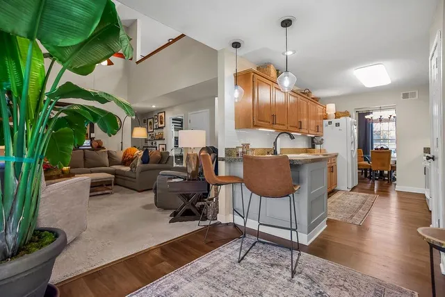 $449,900 | 440 West Skylark Circle, Gardner, KS 66030