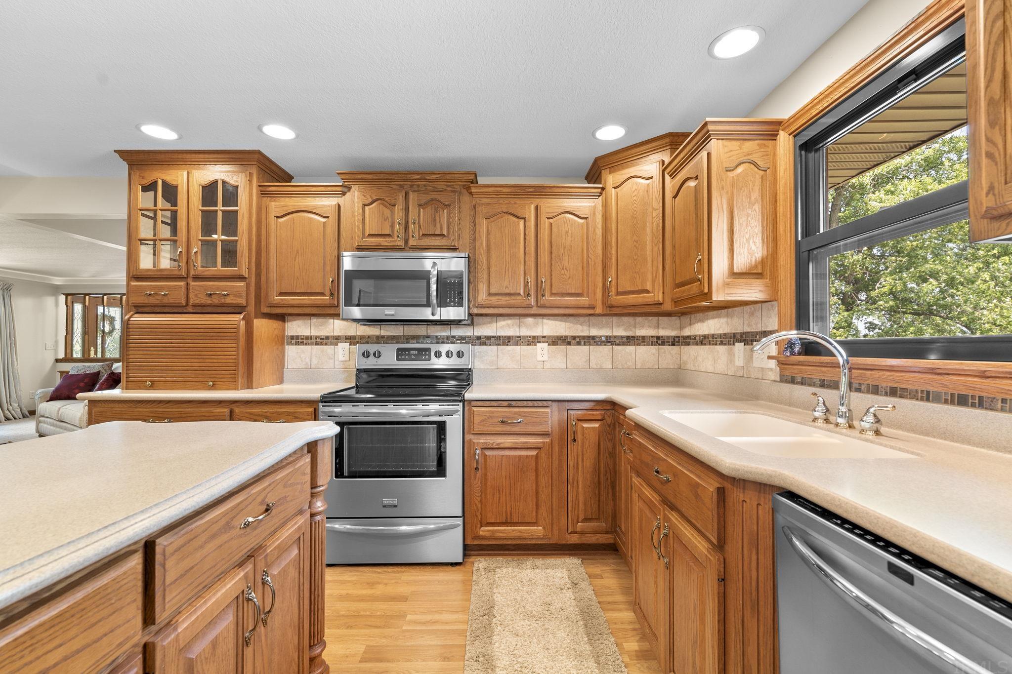 2670 West Division Road Huntington, IN 46750 - Photo 13 of 34 Gallery Image 13