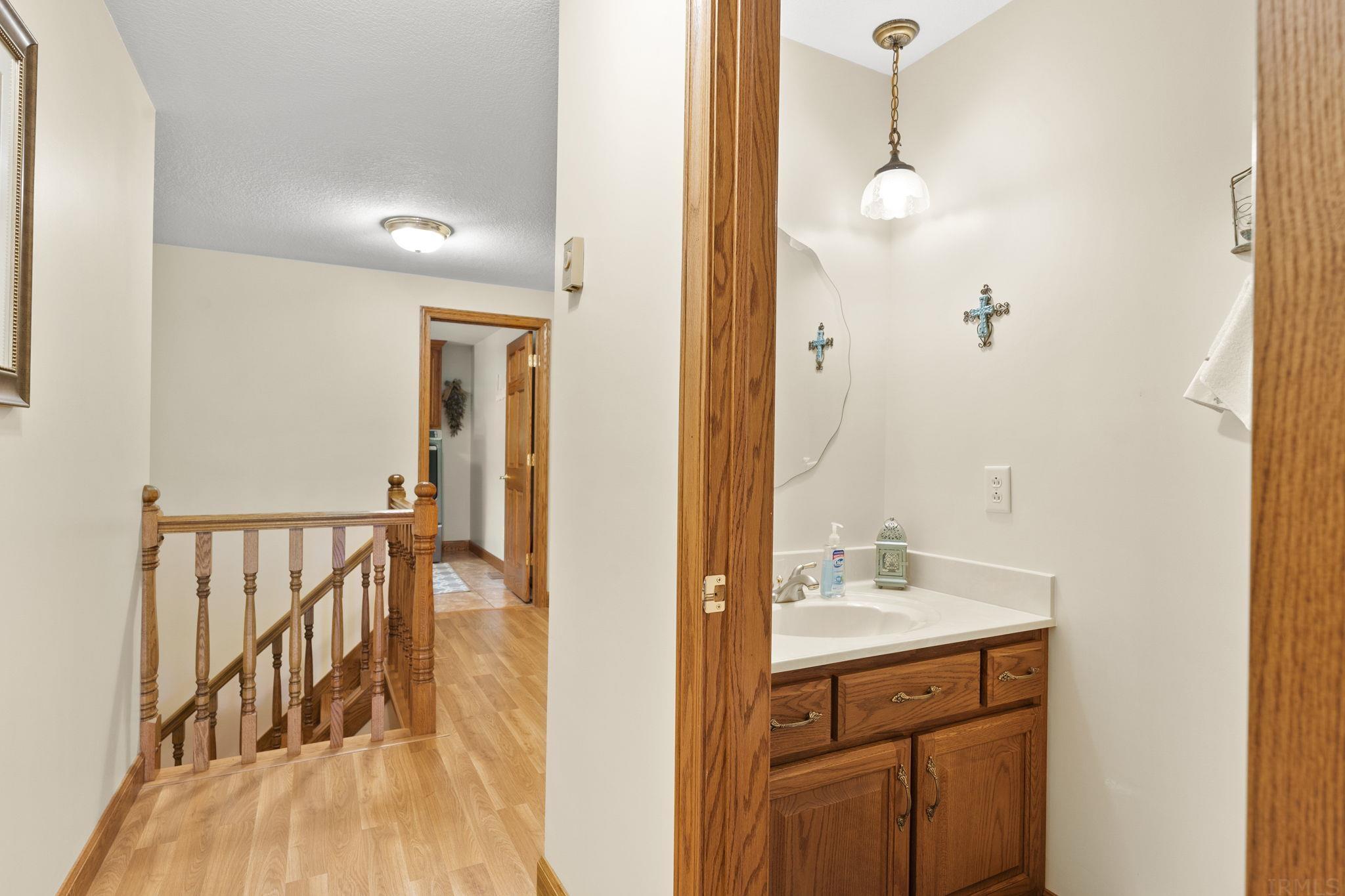 2670 West Division Road Huntington, IN 46750 - Photo 17 of 34 Gallery Image 17
