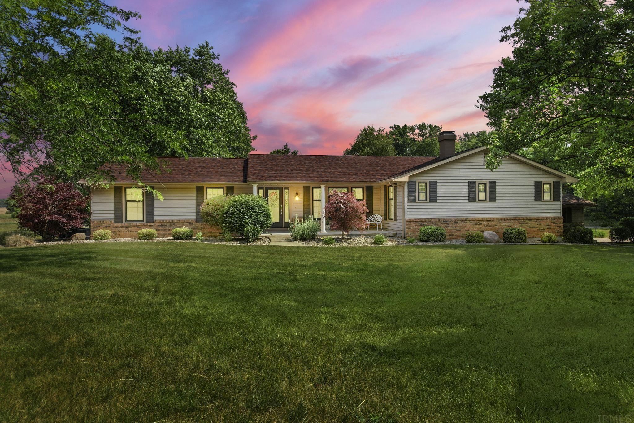 2670 West Division Road Huntington, IN 46750 - Photo 2 of 34 Gallery Image 2
