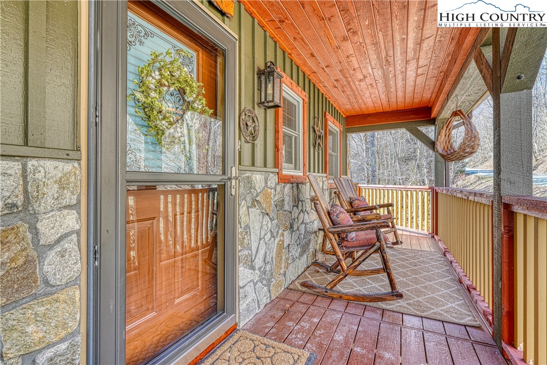 186 Grey Fox Ridge Road Banner Elk, NC 28604 - Photo 38 of 40 Gallery Image 38