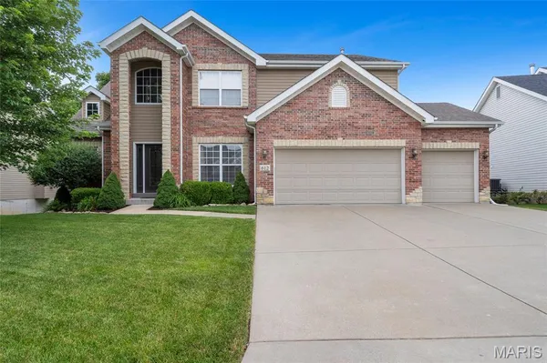 $649,000 | 612 Wyndview Drive, Lake St. Louis, MO 63367
