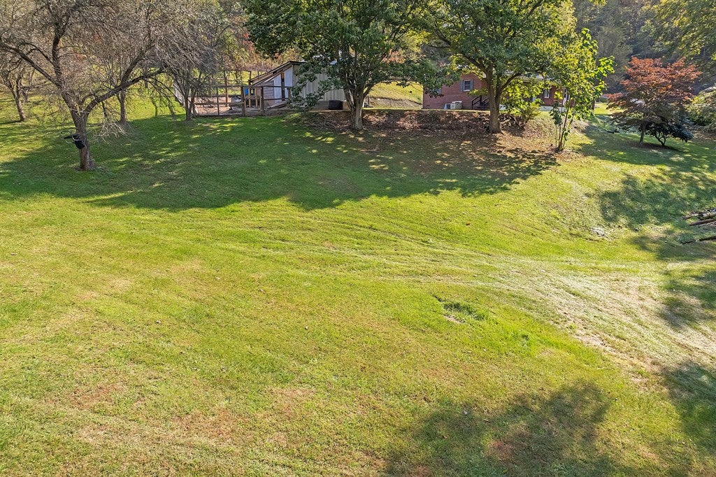 944 Spring Hill Road Cedar Bluff, VA 24609 - Photo 36 of 40 Gallery Image 36