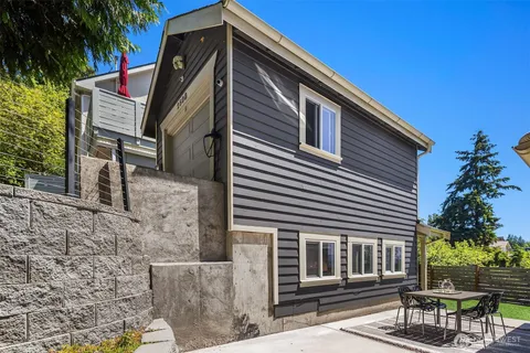 $2,195,000 | 2508 13th Avenue West, Seattle, WA 98119