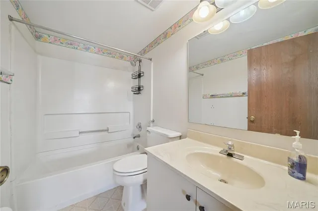 $175,000 | 1003 Hidden Ridge Trail, Valley Park, MO 63088