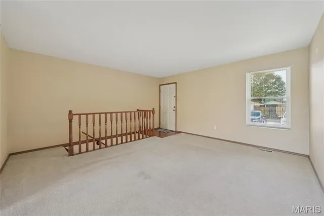 $175,000 | 1003 Hidden Ridge Trail, Valley Park, MO 63088