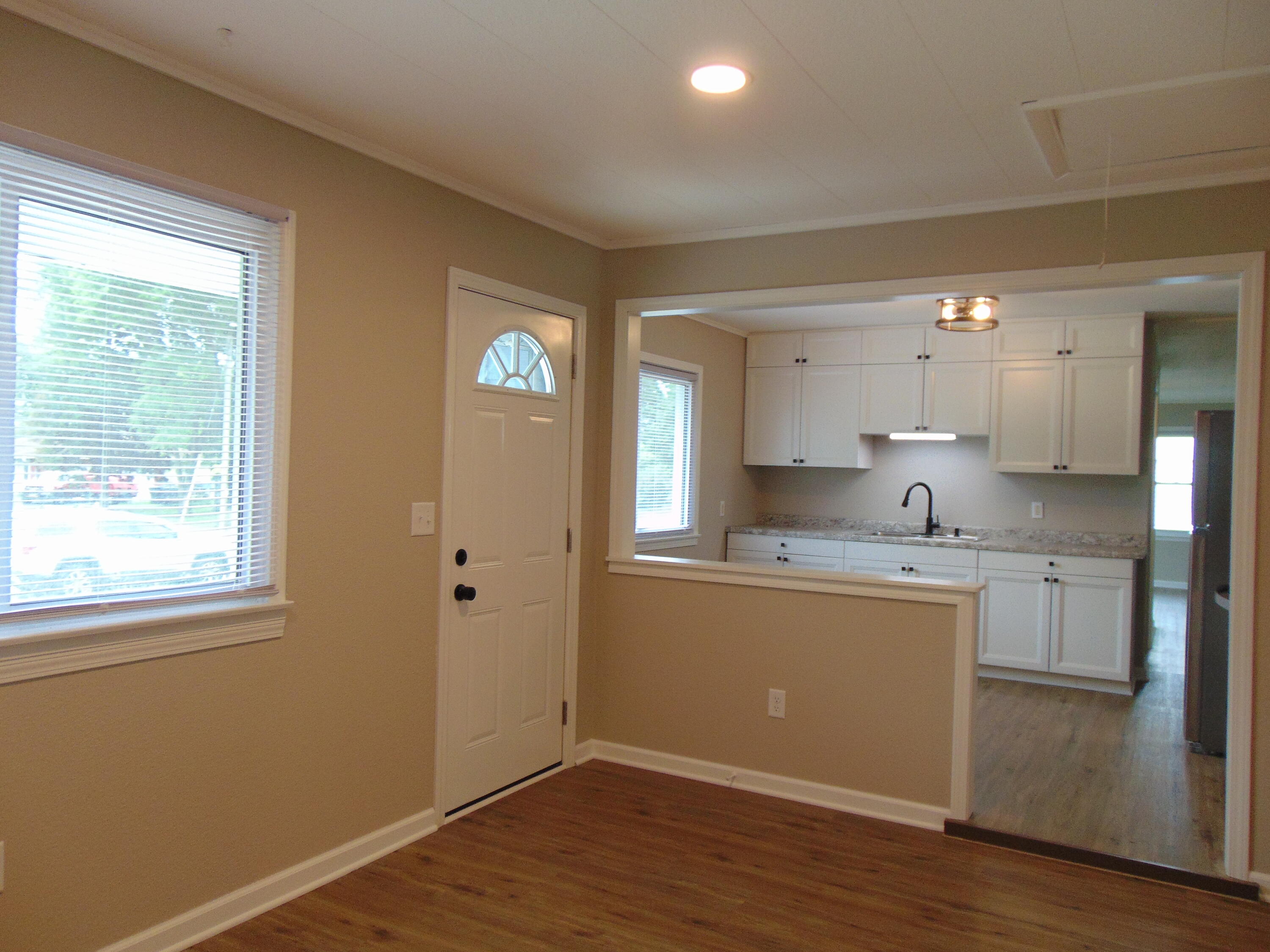 517 Maple Street Mukwonago, WI 53149 - Photo 18 of 30 Family Room Open Concept