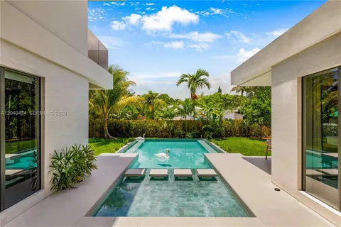$4,700,000 | 1008 Northeast 114th Street, Biscayne Park, FL 33161