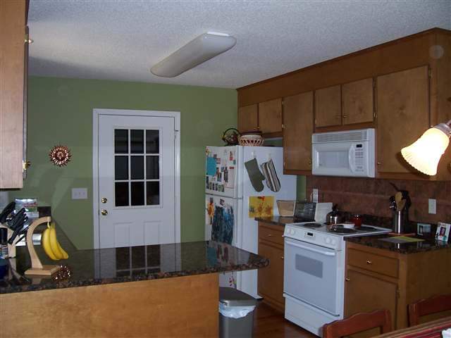 202 Thomas Welborn Road Anderson, SC 29625 - Photo 3 of 12