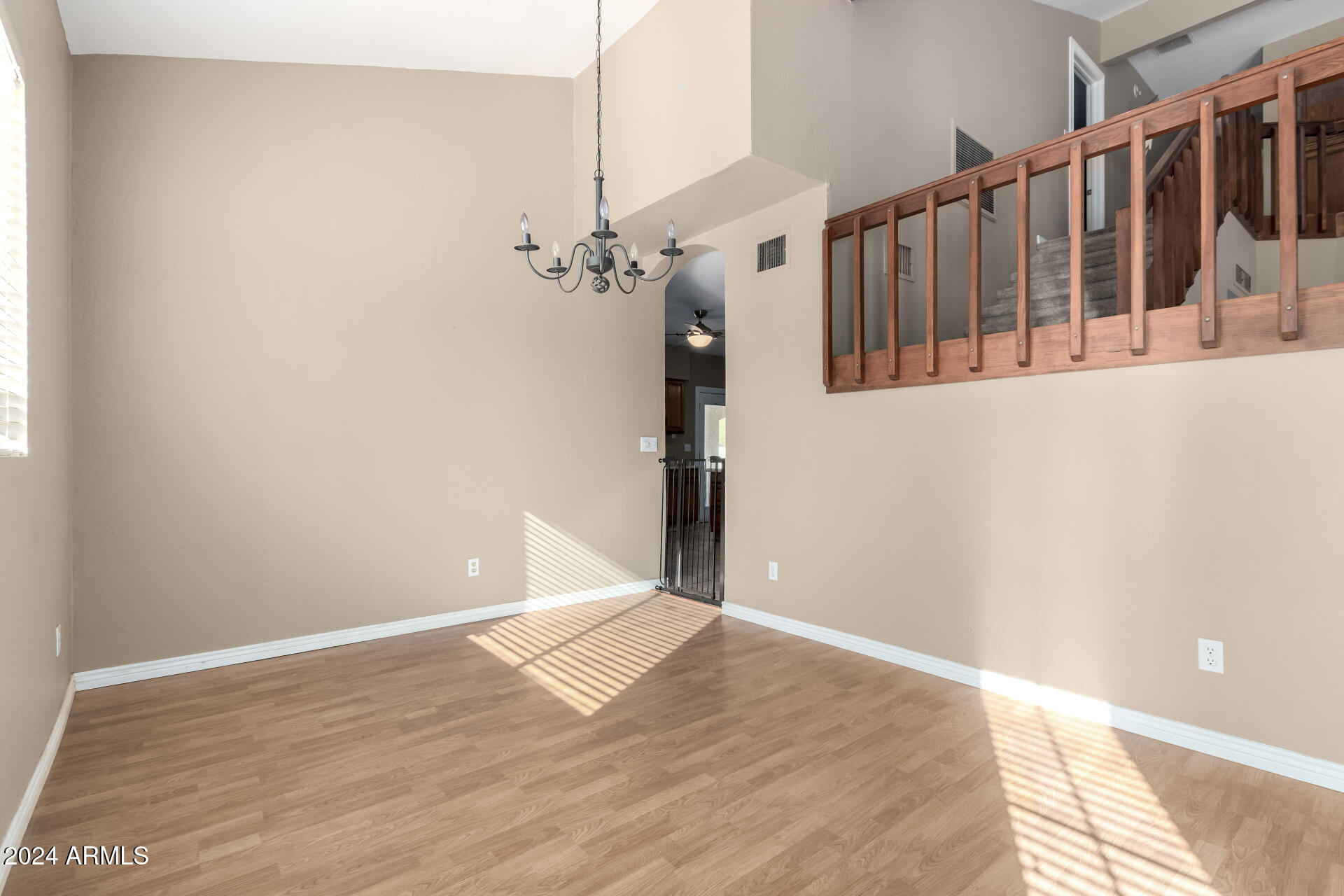 219 West Kathleen Road Phoenix, AZ 85023 - Photo 11 of 45 11 - Kathleen 219