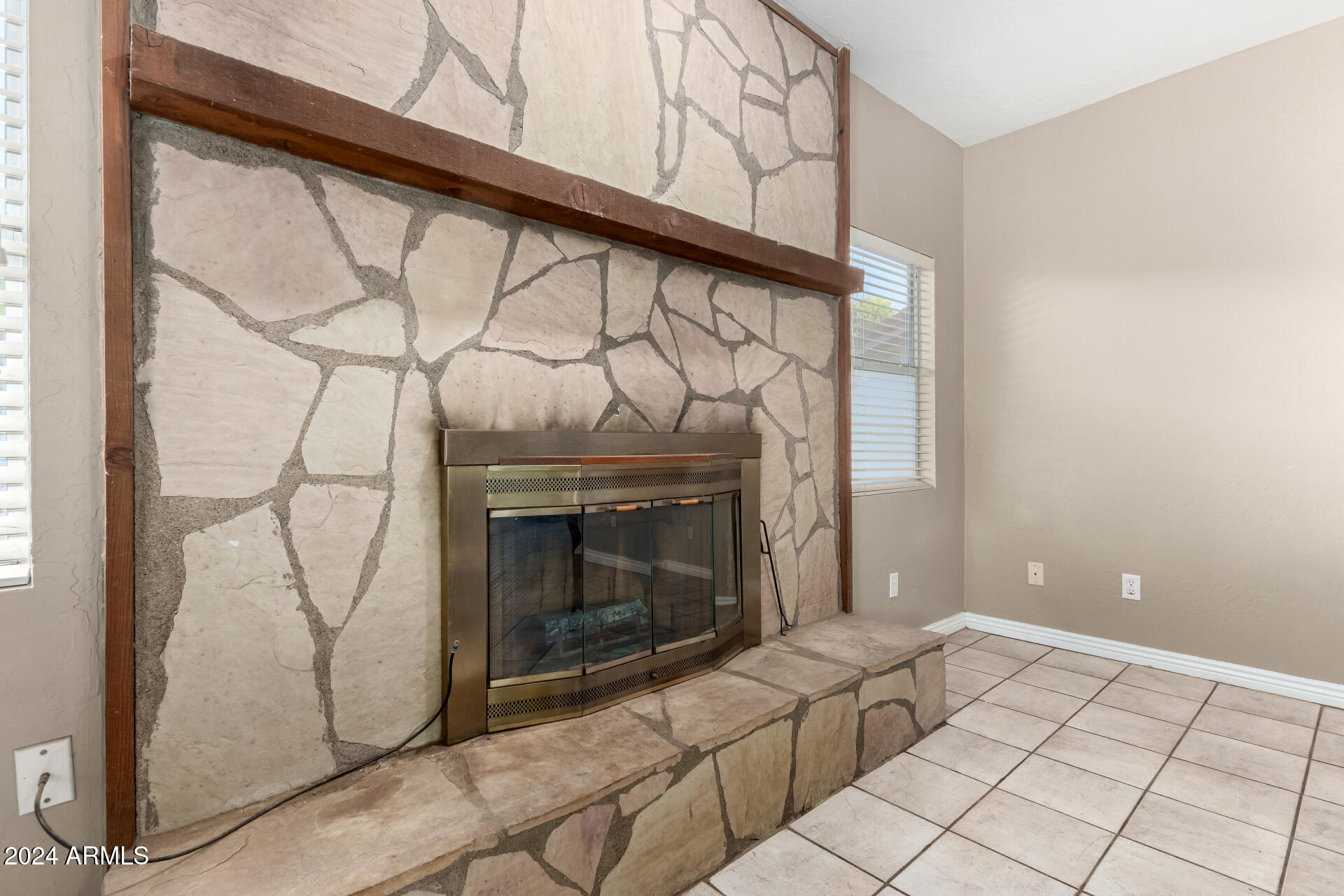 219 West Kathleen Road Phoenix, AZ 85023 - Photo 17 of 45 17 - Kathleen 219