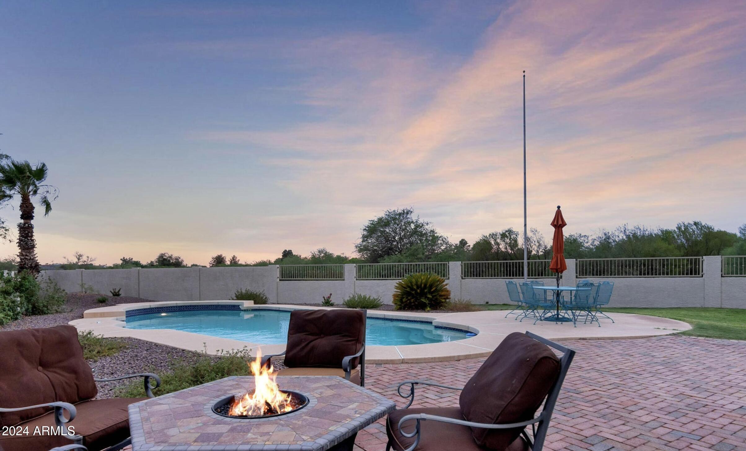 219 West Kathleen Road Phoenix, AZ 85023 - Photo 2 of 45 Backyard