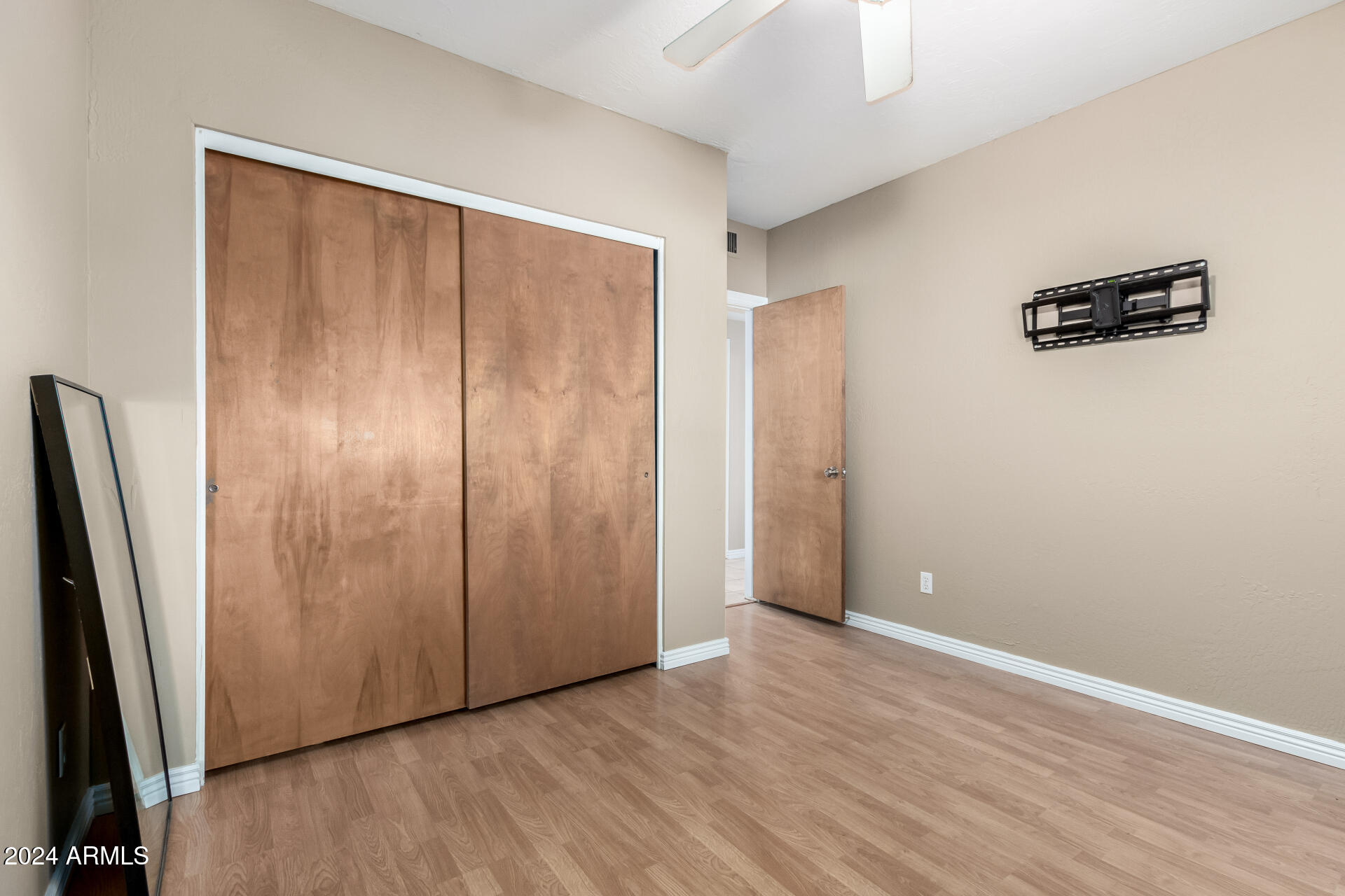 219 West Kathleen Road Phoenix, AZ 85023 - Photo 28 of 45 29 - Kathleen 219