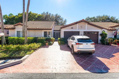 a house view with a outdoor space