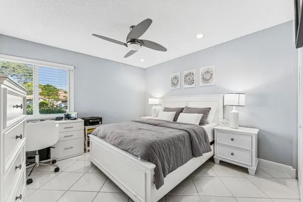 $340,000 | 6348 Pointe Pleasant Circle, Delray Beach, FL 33484
