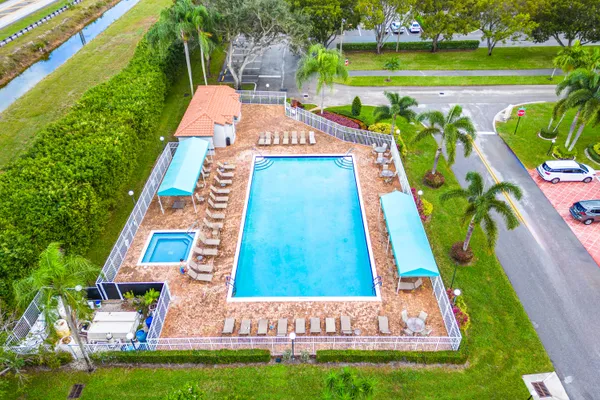 $340,000 | 6348 Pointe Pleasant Circle, Delray Beach, FL 33484