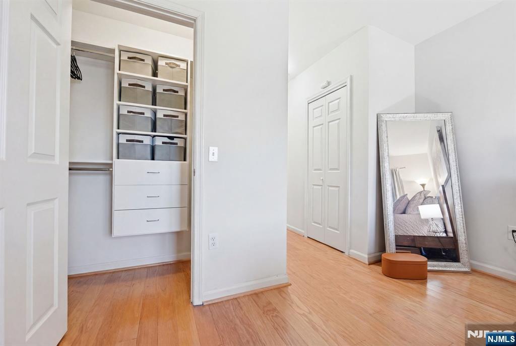 242 The Promenade, Unit 242 Edgewater, NJ 07020 - Photo 19 of 49