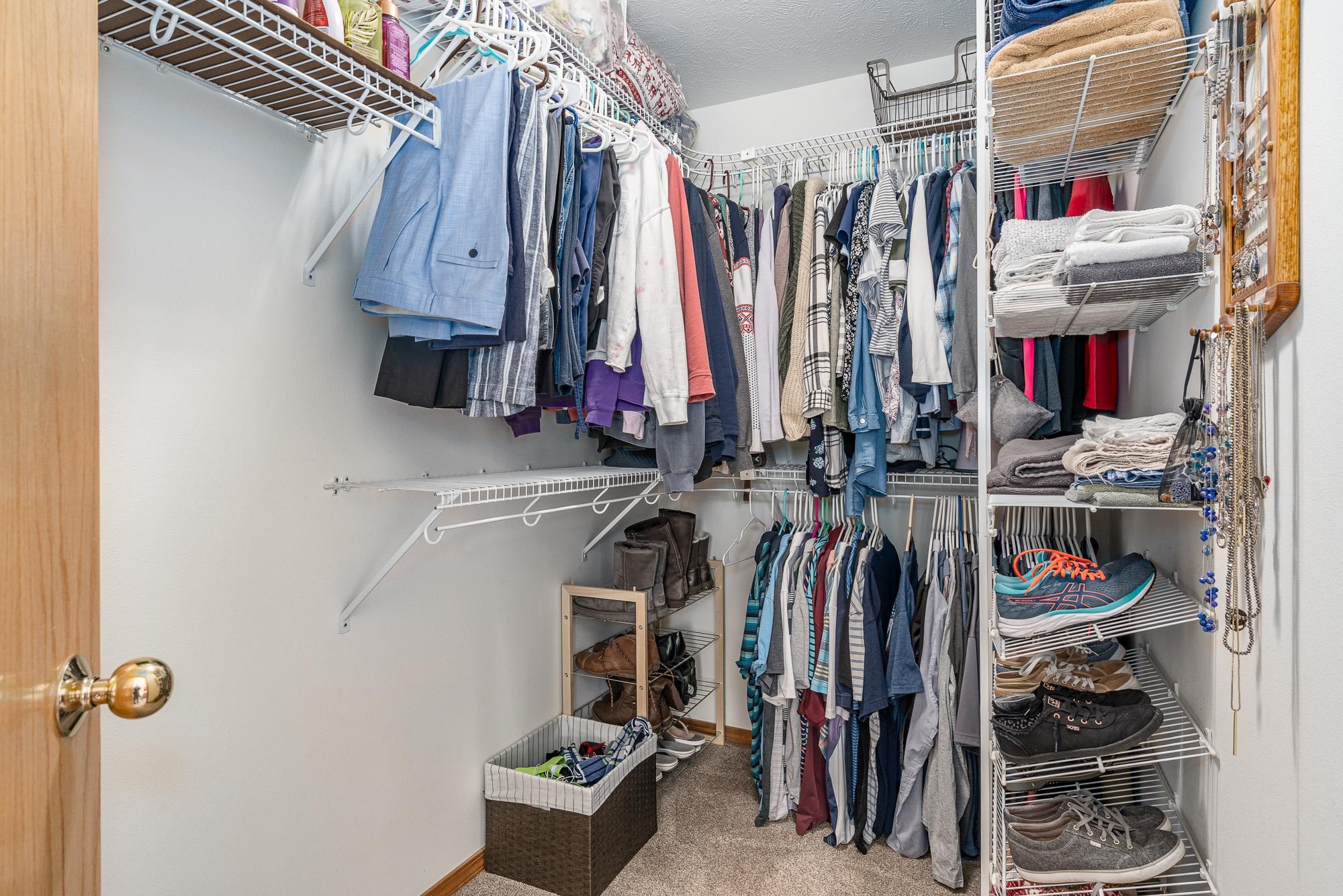 4413 East Winfield Road Mead, WA 99021 - Photo 14 of 35