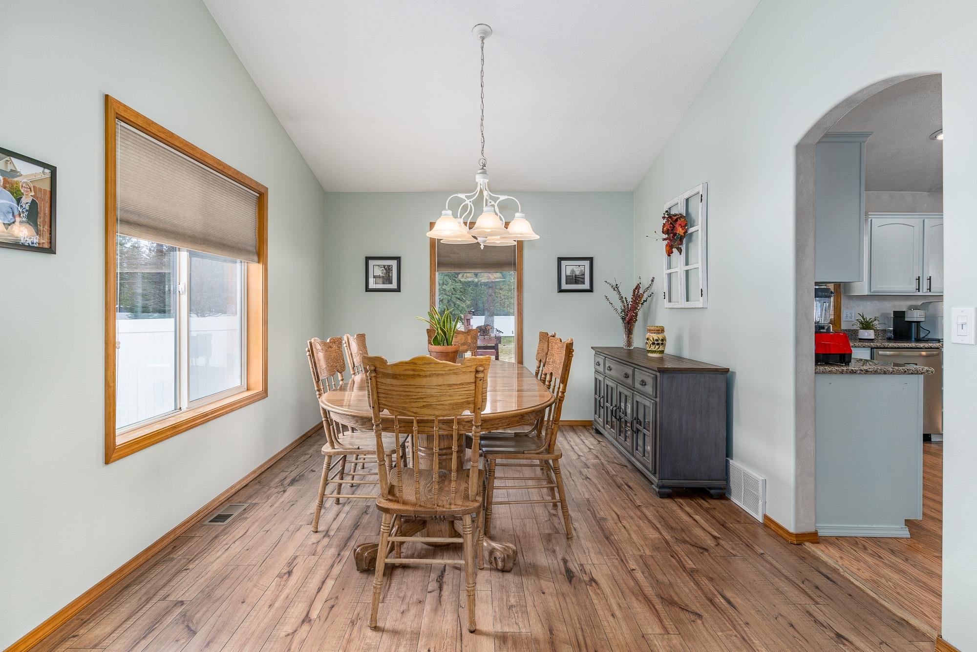 4413 East Winfield Road Mead, WA 99021 - Photo 4 of 35