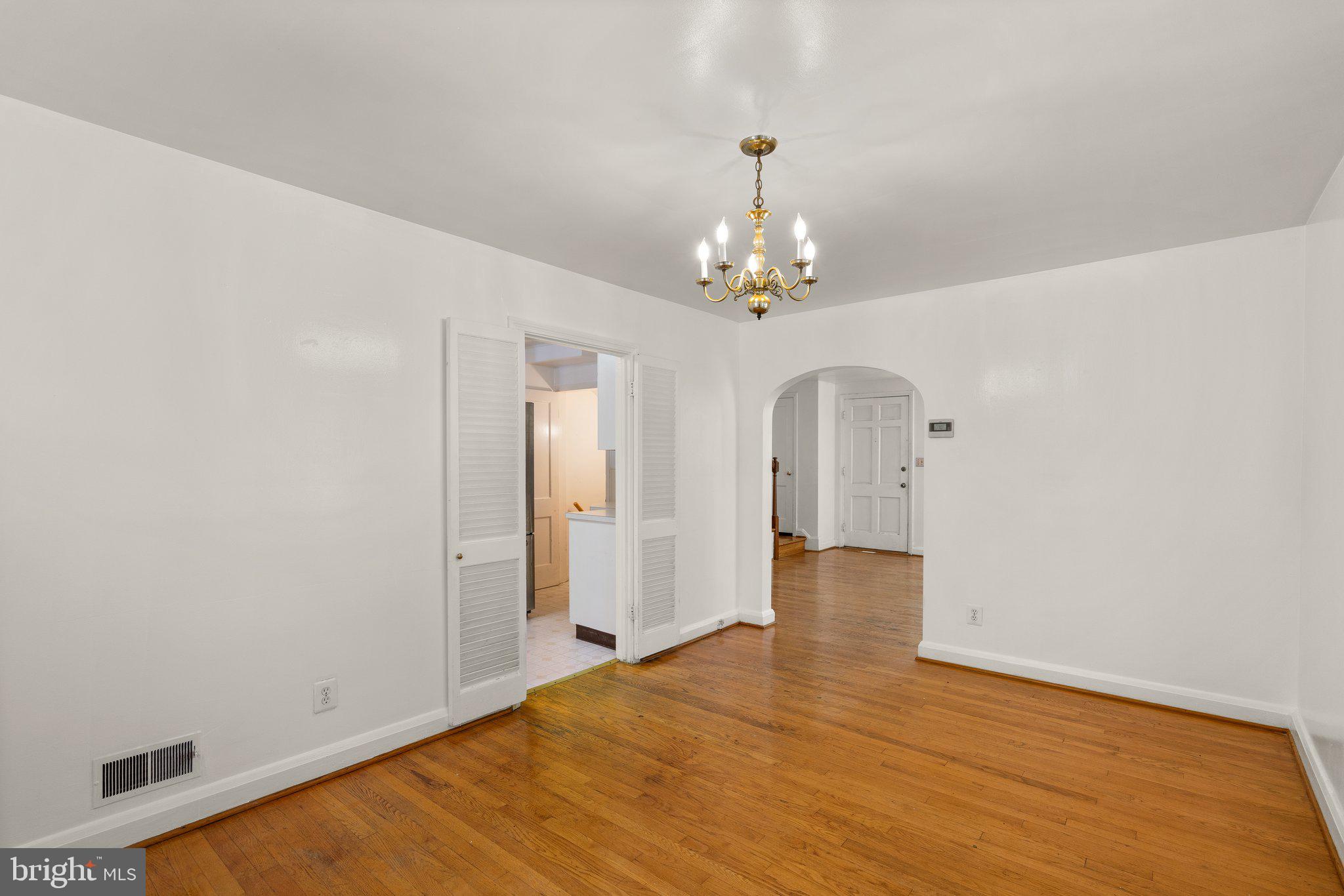 1634 Thetford Road Towson, MD 21286 - Photo 13 of 45