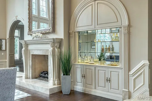$3,295,000 | 1103 Highland Pointe Drive, Town and Country, MO 63131