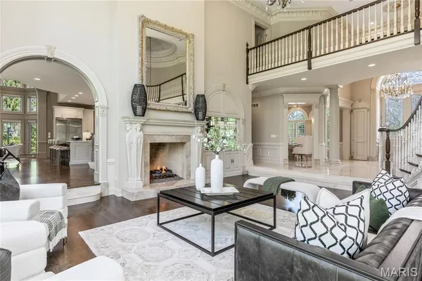 $3,295,000 | 1103 Highland Pointe Drive, Town and Country, MO 63131