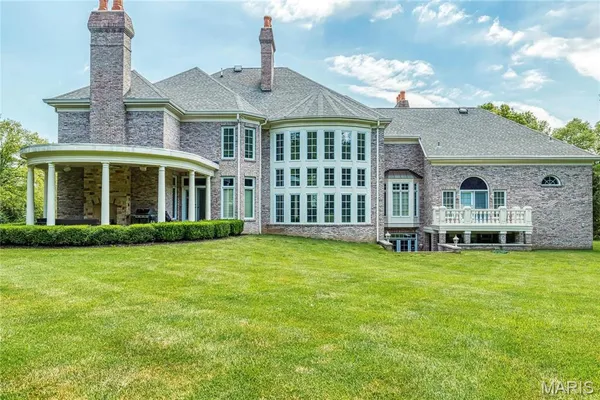 $3,295,000 | 1103 Highland Pointe Drive, Town and Country, MO 63131