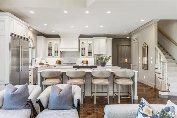 $3,295,000 | 1103 Highland Pointe Drive, Town and Country, MO 63131