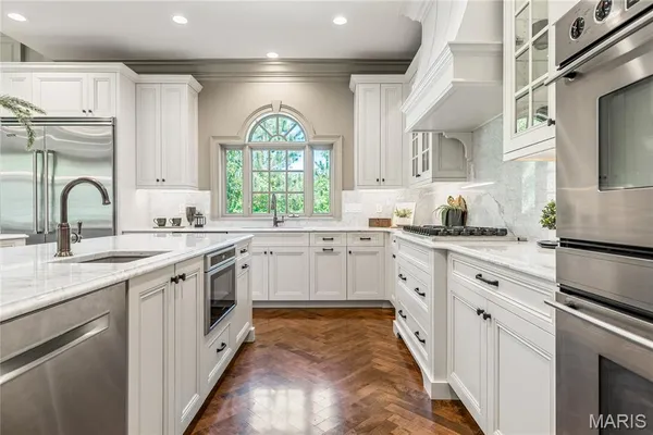 $3,295,000 | 1103 Highland Pointe Drive, Town and Country, MO 63131