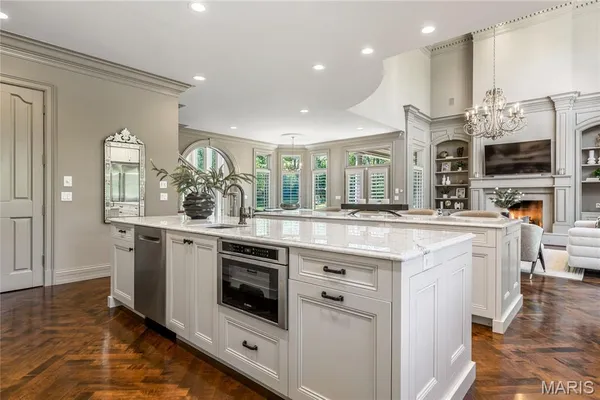 $3,295,000 | 1103 Highland Pointe Drive, Town and Country, MO 63131