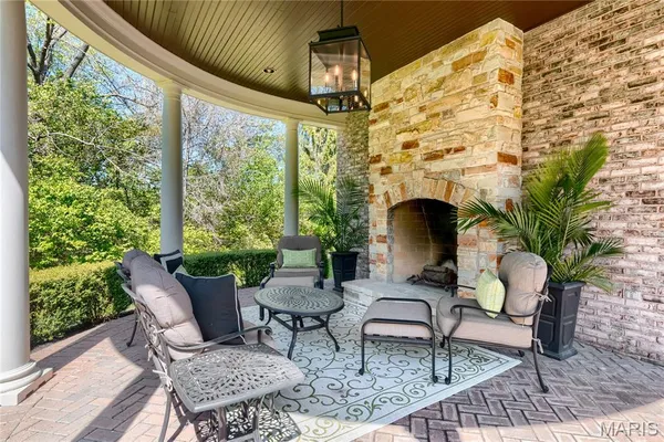 $3,295,000 | 1103 Highland Pointe Drive, Town and Country, MO 63131