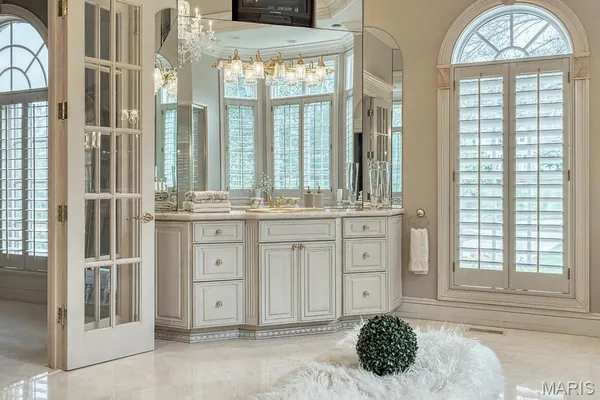 $3,295,000 | 1103 Highland Pointe Drive, Town and Country, MO 63131