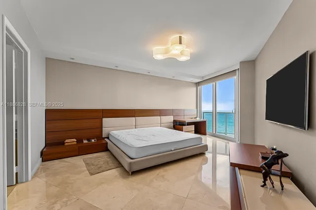 $10,800 | 19333 Collins Avenue, Unit 2607, Sunny Isles Beach, FL 33160