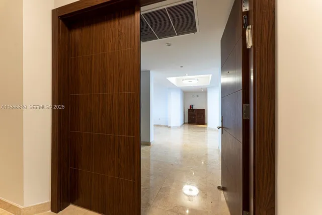 $10,800 | 19333 Collins Avenue, Unit 2607, Sunny Isles Beach, FL 33160