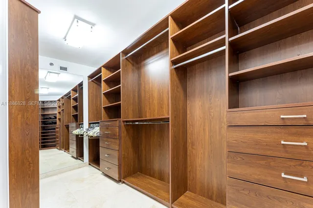 $10,800 | 19333 Collins Avenue, Unit 2607, Sunny Isles Beach, FL 33160