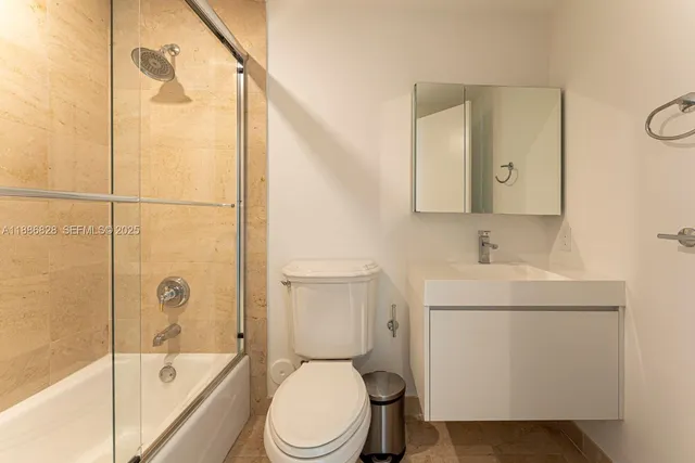 $10,800 | 19333 Collins Avenue, Unit 2607, Sunny Isles Beach, FL 33160