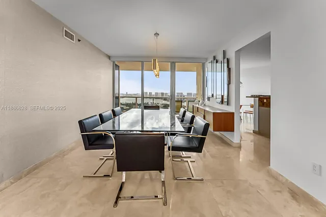 $10,800 | 19333 Collins Avenue, Unit 2607, Sunny Isles Beach, FL 33160