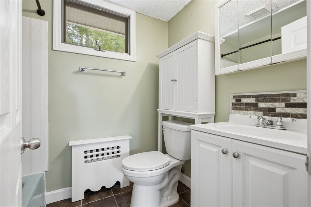 3 Myrtle Terrace Wakefield, MA 01880 - Photo 22 of 38