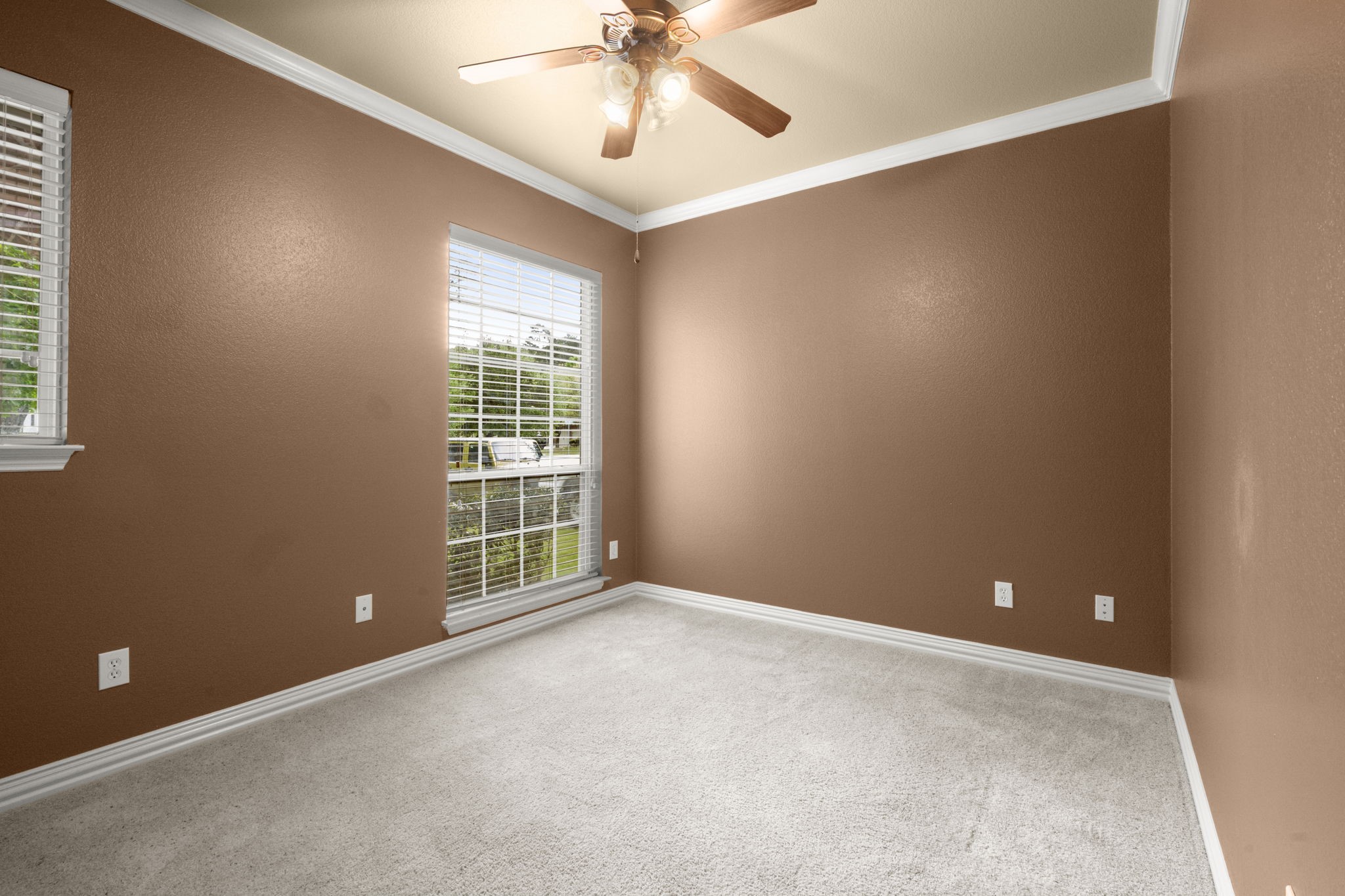110 David Forest Lane Conroe, TX 77384 - Photo 24 of 35 a view of an empty room with a window