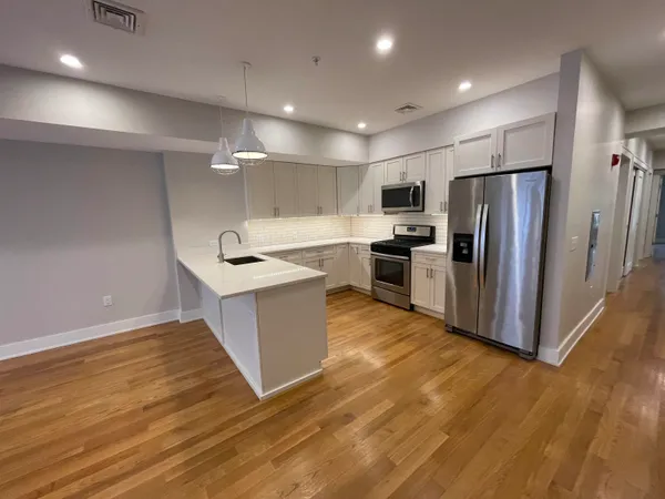 $6,400 | 609 Monroe Street, Unit 2, Hoboken, NJ 07030