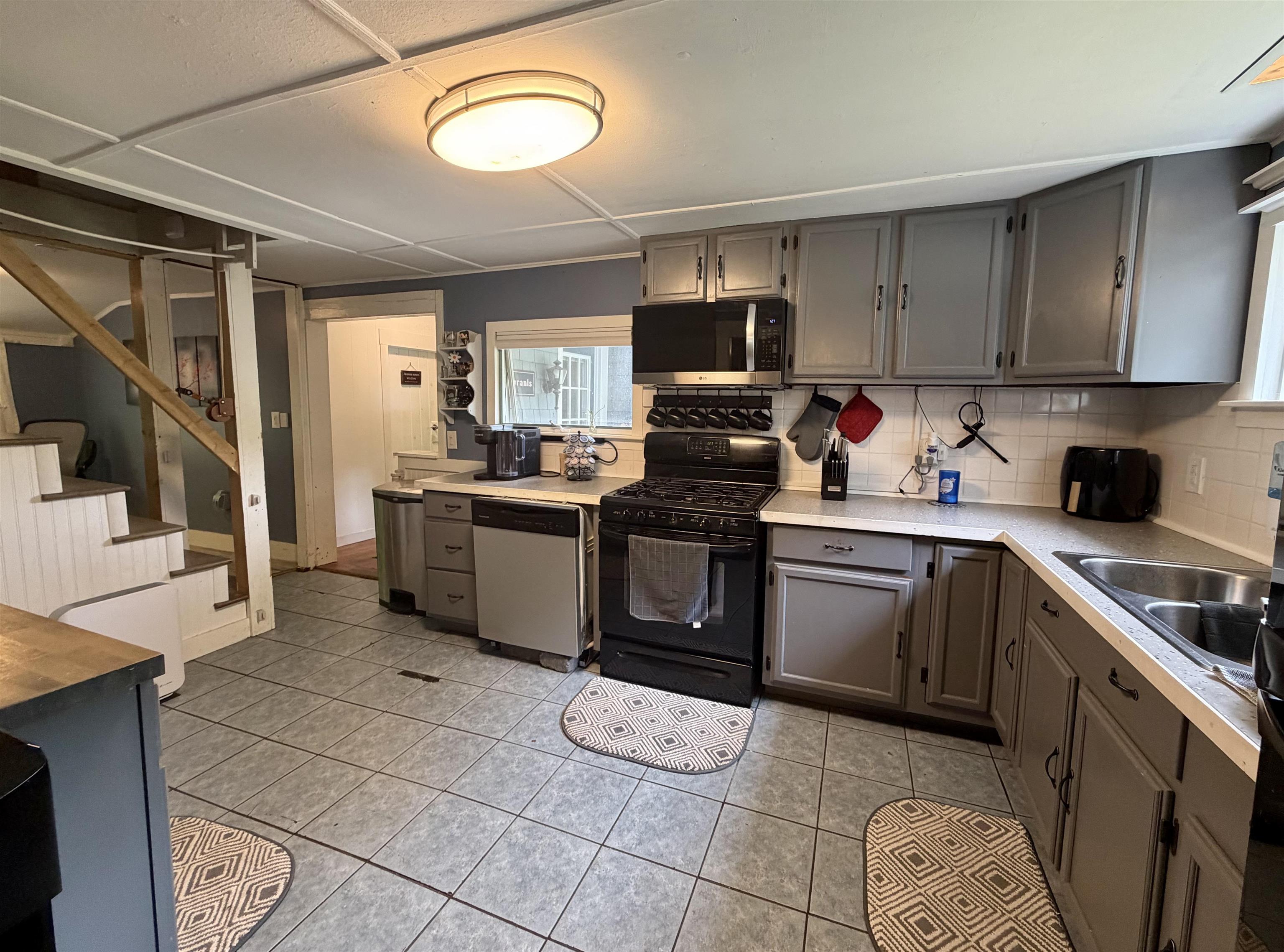 65 Old Goshen Road Newport, NH 03773 - Photo 8 of 18