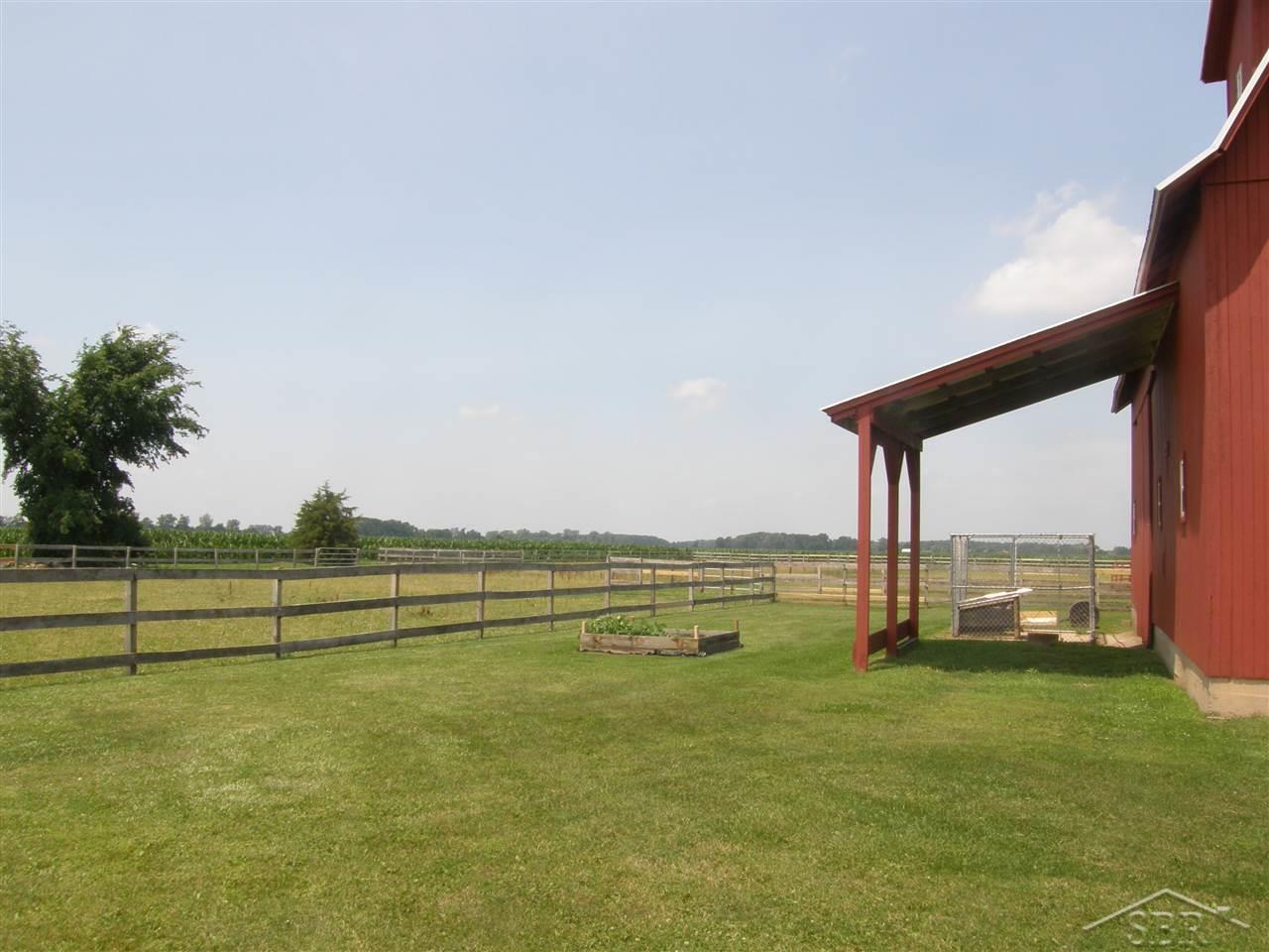 7001 Vernon Road New Lothrop, MI 48460 - Photo 20 of 28