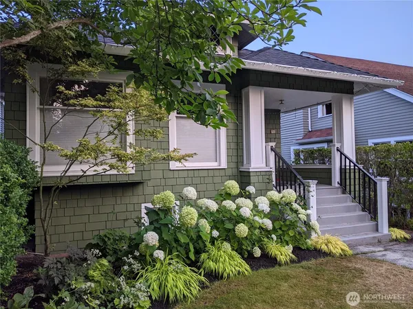 $5,995 | 1947 4th Avenue West, Seattle, WA 98119