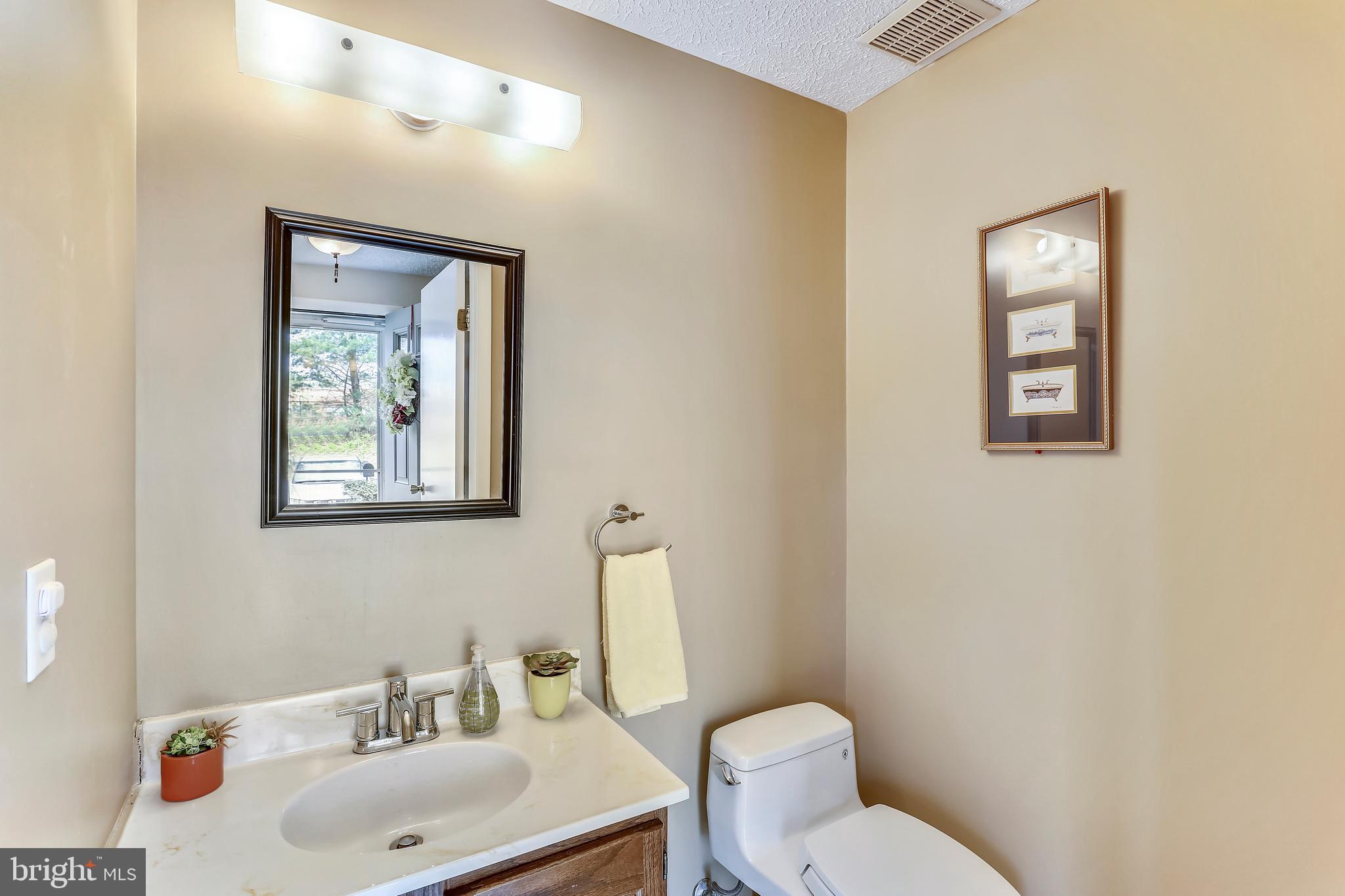 10310 Apple Ridge Road Montgomery Village, MD 20886 - Photo 12 of 32 Main Level-Powder Room